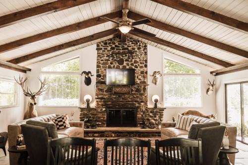 Létesítmények, Caryonah Hunting Lodge in Woody (TN)