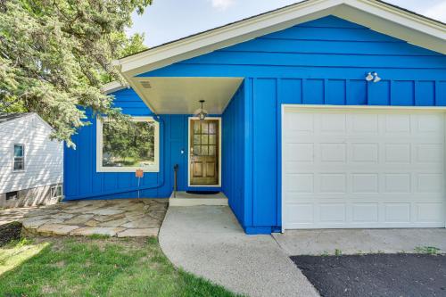 8 Mi to Central Minneapolis Modern Home with Yard in ริชฟิลด์ (MN)