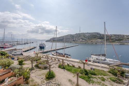 Nearby attraction, Marseille Frioul in Les Iles