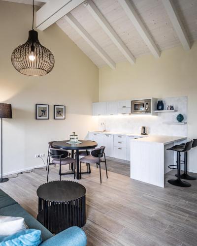Il Casale degli Ulivi - Agriturismo - TENIMENTI LEONE