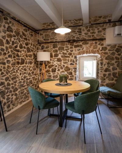 Il Casale degli Ulivi - Agriturismo - TENIMENTI LEONE