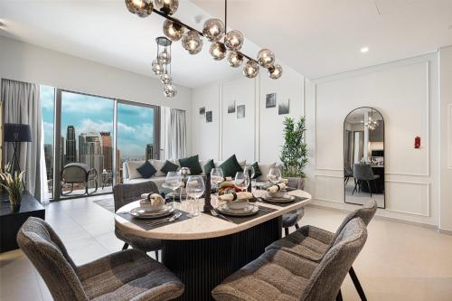 Luxury 2BR Burj View Private Hot Tub Walk to DubaiMall, Dubaj (zdjęcie 9)