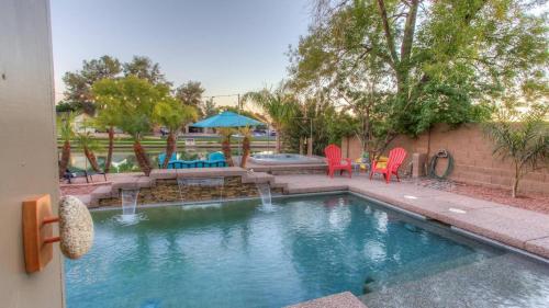 Mesa Lake Front House With Pool and Hot Tub - image 9