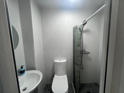 Modern Ensuite Double Bedroom in Dundrum, Dublín (foto 7)