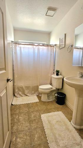 Nice Private Room Close to Red Rock & Las Vegas Strip #3, Las Vegas (fotografie 4)