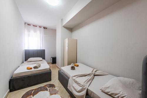Two-Bedroom Apartment with Sea View image 3