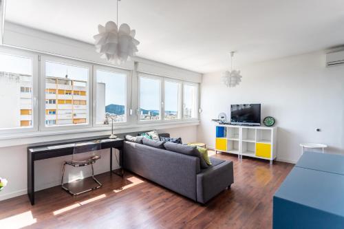 Comfortable apartment with great city and sea view · Split
