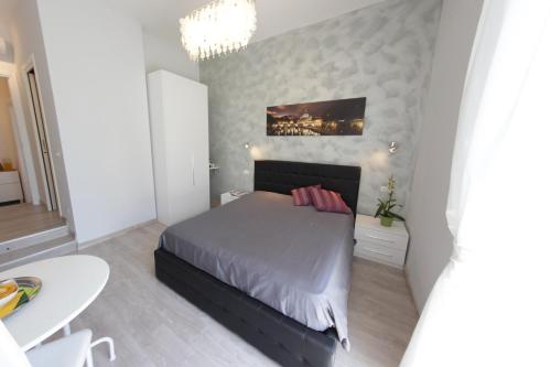 Windows on Rome - image 10