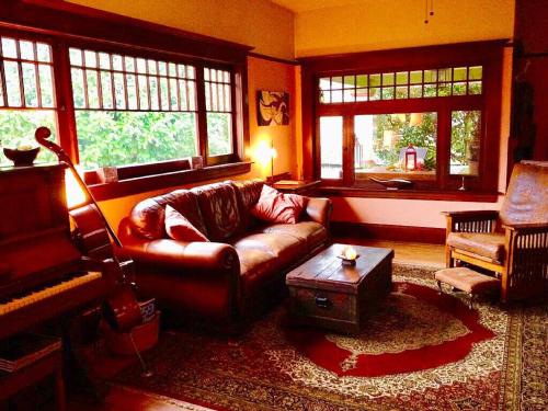 Charming Craftsman in Eugenes Historic Whiteaker Neighborhood, Eugene