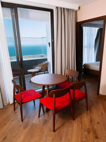 Mandala Beachfront Mui Ne - TanThanh Condotel - 전망