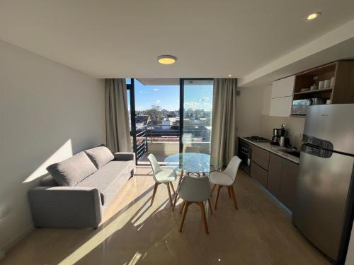 Departamento moderno a estrenar con balcón
