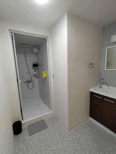 Four-Bedroom House image 4