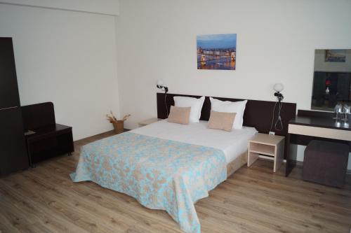 Hotel Kardjali - image 10