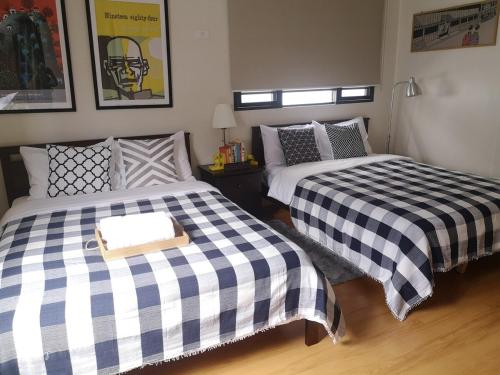 Modern Eclectic Townhouse in Diliman Quezon City, Manila (zdjęcie 4)