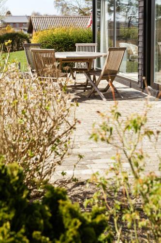 Vista exterior, Renovated Wooden Home Near Child-Friendly Beach in Haderslev