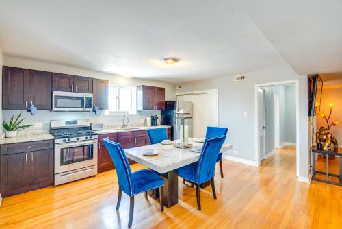 Walk to Train and Bus Updated Chicago Apartment in West Elsdon