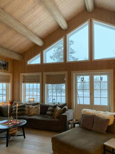 . Mountain Cabin With Sauna, Jacuzzi And Views