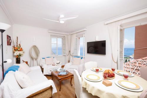 Ruby's Gem Corfu, Korfu