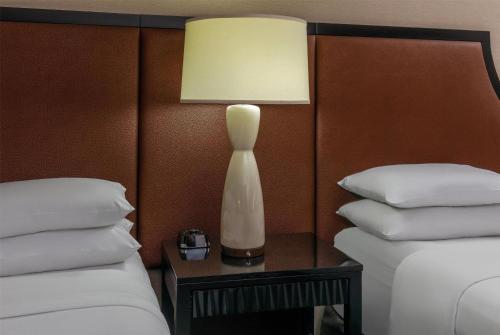 Double Room with Two Double Beds - Non-Smoking image 2