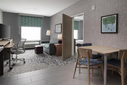 Home2 Suites by Hilton Dallas East - image 4