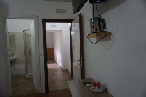 Double Room with Private Bathroom image 10