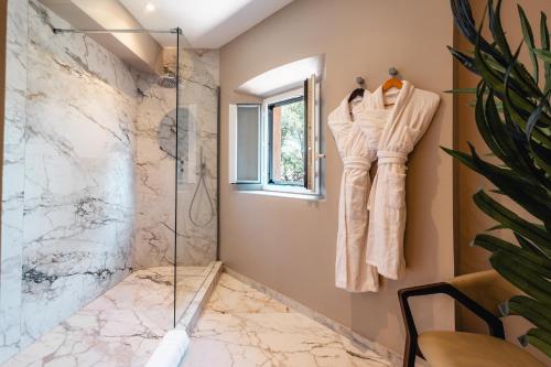 Fürdőszoba, Hôtel La Mandarine in Saint-Tropez