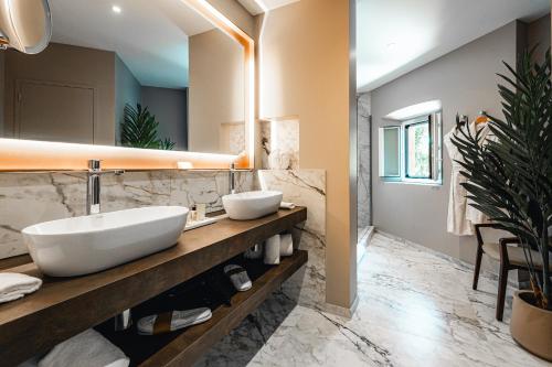 Superior Double Room with Terrace image 10
