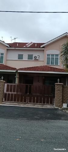 Homestay Laman 57 in 甲拋峇底