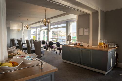 Instalaciones, The Seafront Hotel by Compass Hospitality in Llandudno
