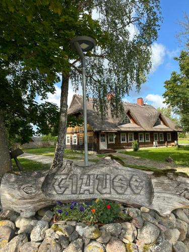 Tihuse Horsefarm B&B in Padaste