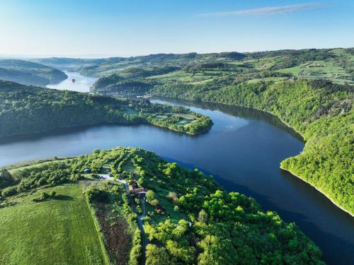 Ô fil 2 l'eau - Le GITE en bord de LOIRE gîte à louer Cordelle