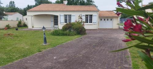 Maison familiale avec piscine près de la plage de Foulerot - Location saisonnière - Saint-Georges-d'Oléron