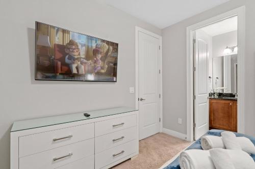 Encore Resort 6 Bedroom Vacation Home with Pool (2013) - image 21