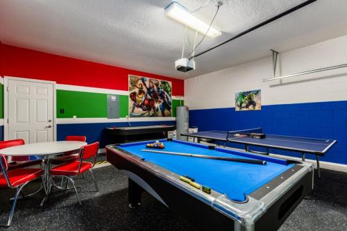 Last Minute Disney Getaway! Private Pool, Hot Tub & Games Room. Book Now! #28974 in Orlando, USA