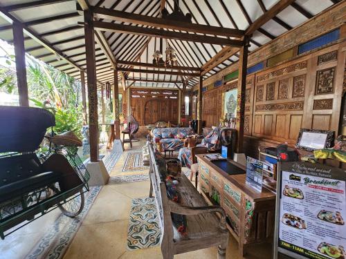 GWK View Boutique Hotel and Serviced Residence - Tap to explore photos