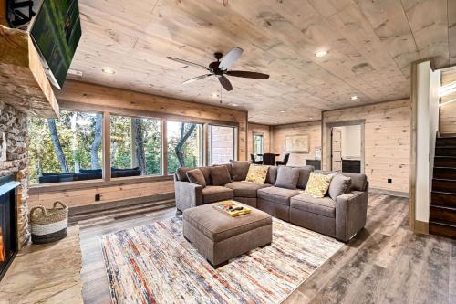 Modern River Retreat NEW Build in 2022 in Blue Ridge, USA