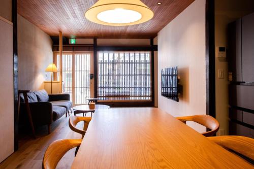KACHO Residence