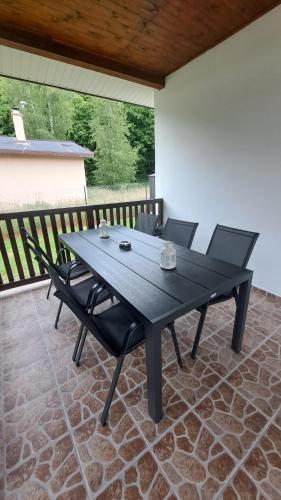 Leśna Polana (Lesna Polana) in โรบุญ