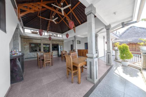 Dive & Dwell Tulamben in Tulamben