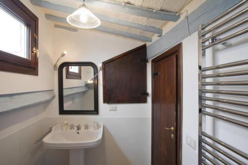 Laurina F1 Studio with Panoramic Terrace - LOCAPPART, Rome (photo 8)
