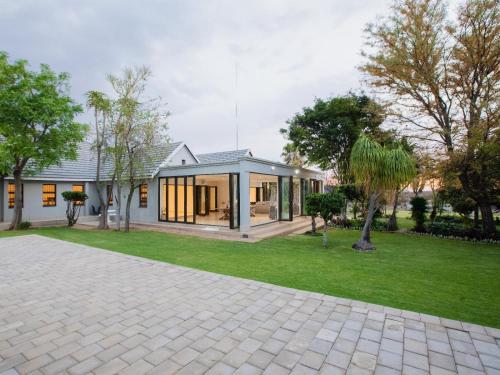 Exterior view of Naledi@53 Private Game Farm