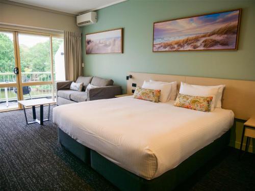 Nightcap at Hinterland Hotel Nerang, Голд-Кост
