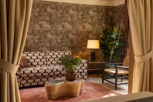 Suite with Terrace image 3