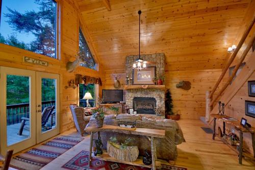 The View - Breathtaking Mountain Views Firepit Game Room & Hot Tub! - main image