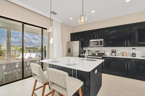 Villa Domani 5 Bedroom Home with Pool (2018) - 편의 시설/서비스