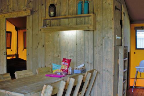Chalet & Glamping Ons plekje in het bos in บอสเคบีด เบคเบอร์เคนใต้