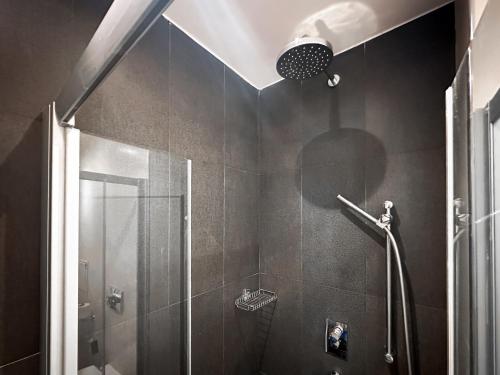 Joy Apartment - Stylish 2BD in Oborishte by Flat Mаnager, Sofia (Foto 4)