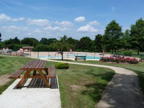 Gite Les Ribieres - gite n°12 in Bussiere-Galant