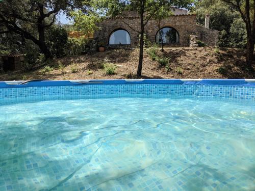 Úszómedence, La Coma in gualba de Dalt