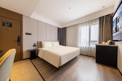 1 queen bed
